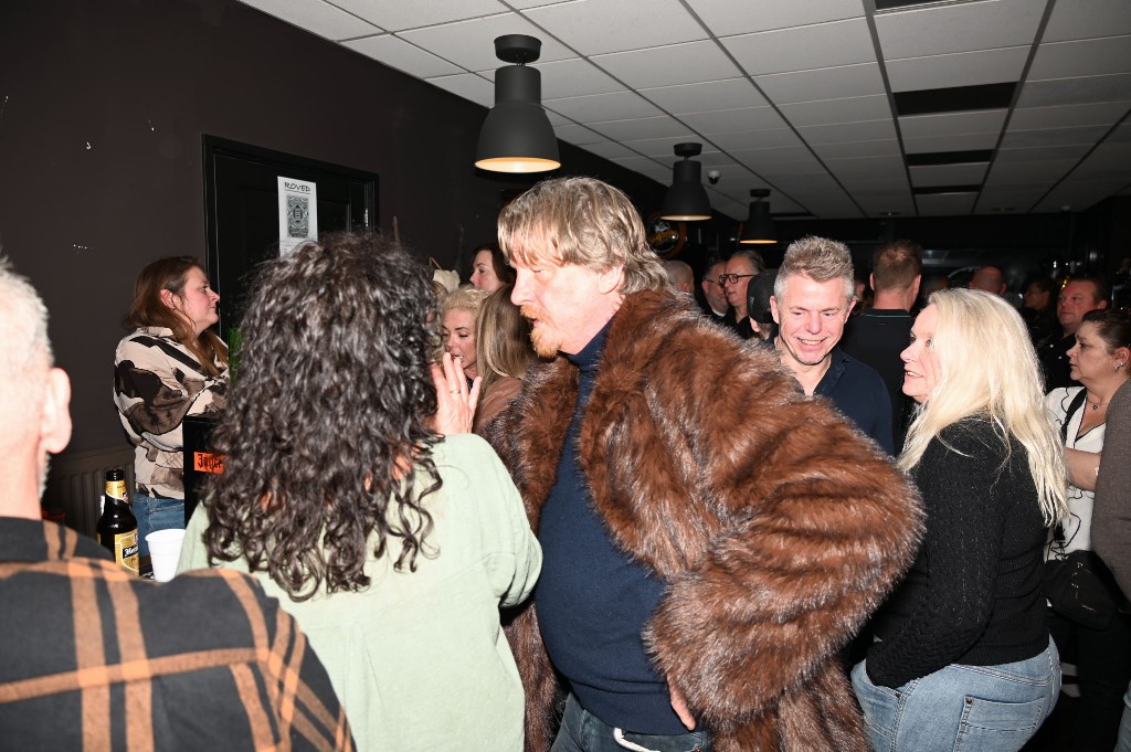 ../Images/10 jaar Ro's Barbershop 376.jpg